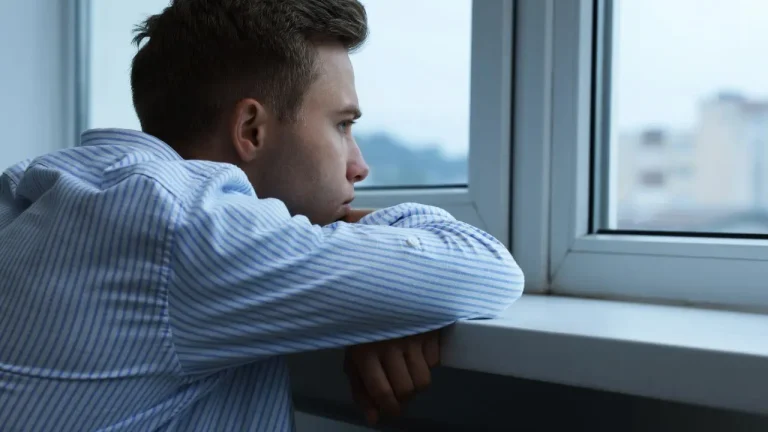 Daily Thoughts That Quietly Weaken Your Mindset